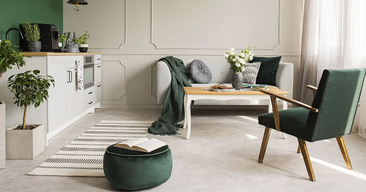 Microcement coating in an open-plan kitchen